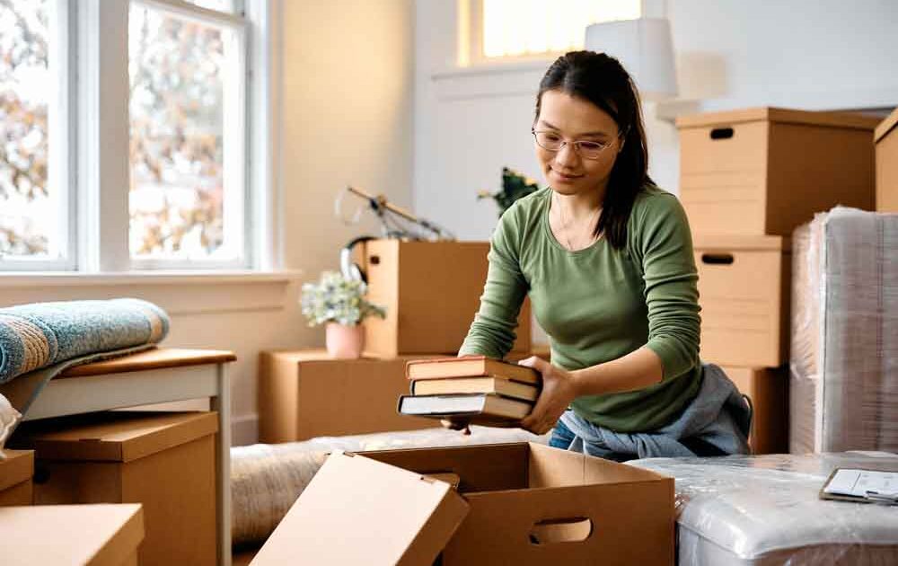 How to Throw a Packing Party When Moving?