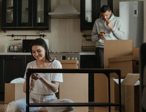 How much does it cost to hire a moving company in Riverside?