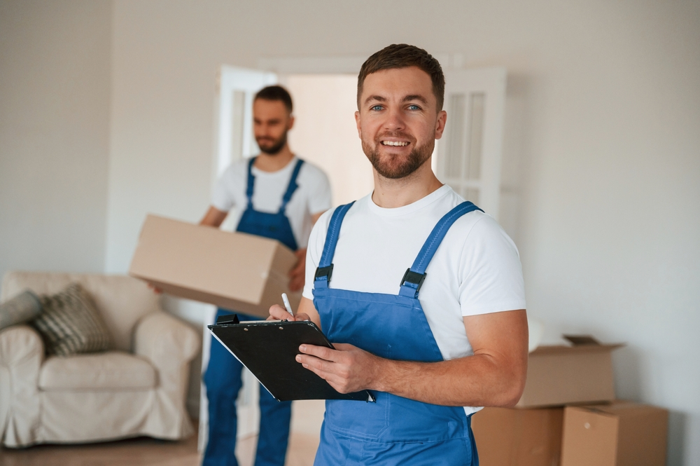 Local moving company in Riverside for less